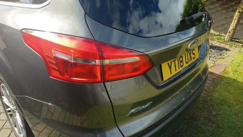 ford focus zetec moondust silver boot